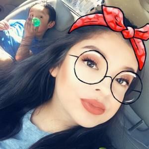 Meet your Posher, Karina